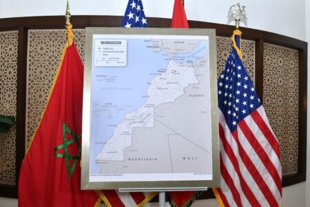 إدارة ترامب توقف تمويل برامج “تدعم التطبيع” و”المغرب” أكثر الدول تضررا