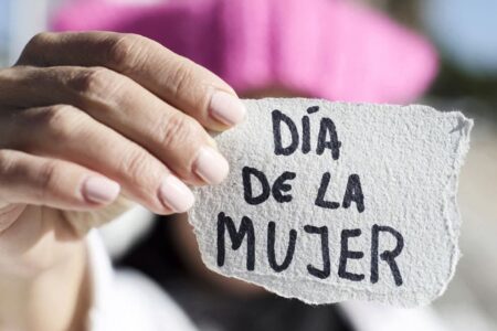 اليوم العالمي للمرأة بين التكريم والواقع المرير